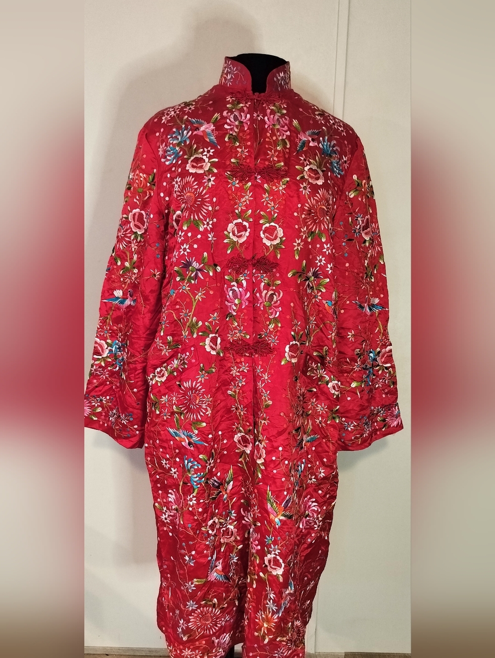 Embroidered Red Mandarin-Collar Vintage Jacket